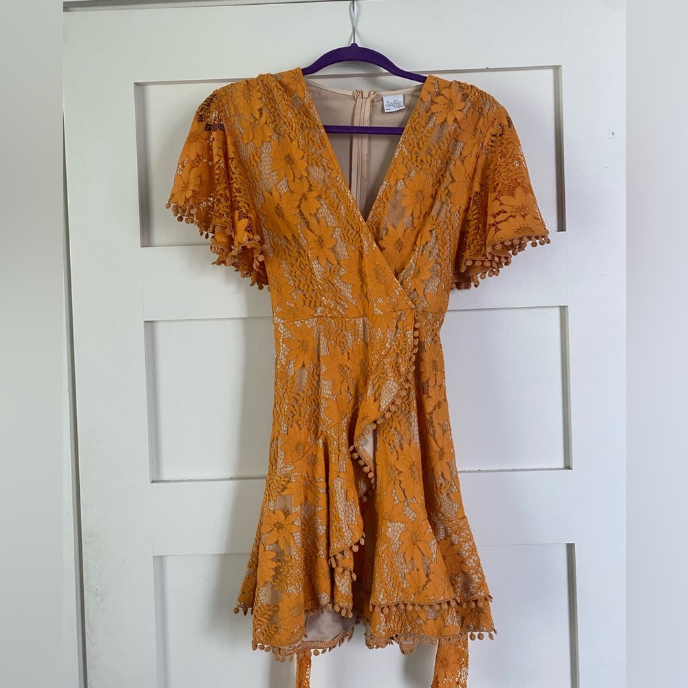 Selfie Leslie lace dress